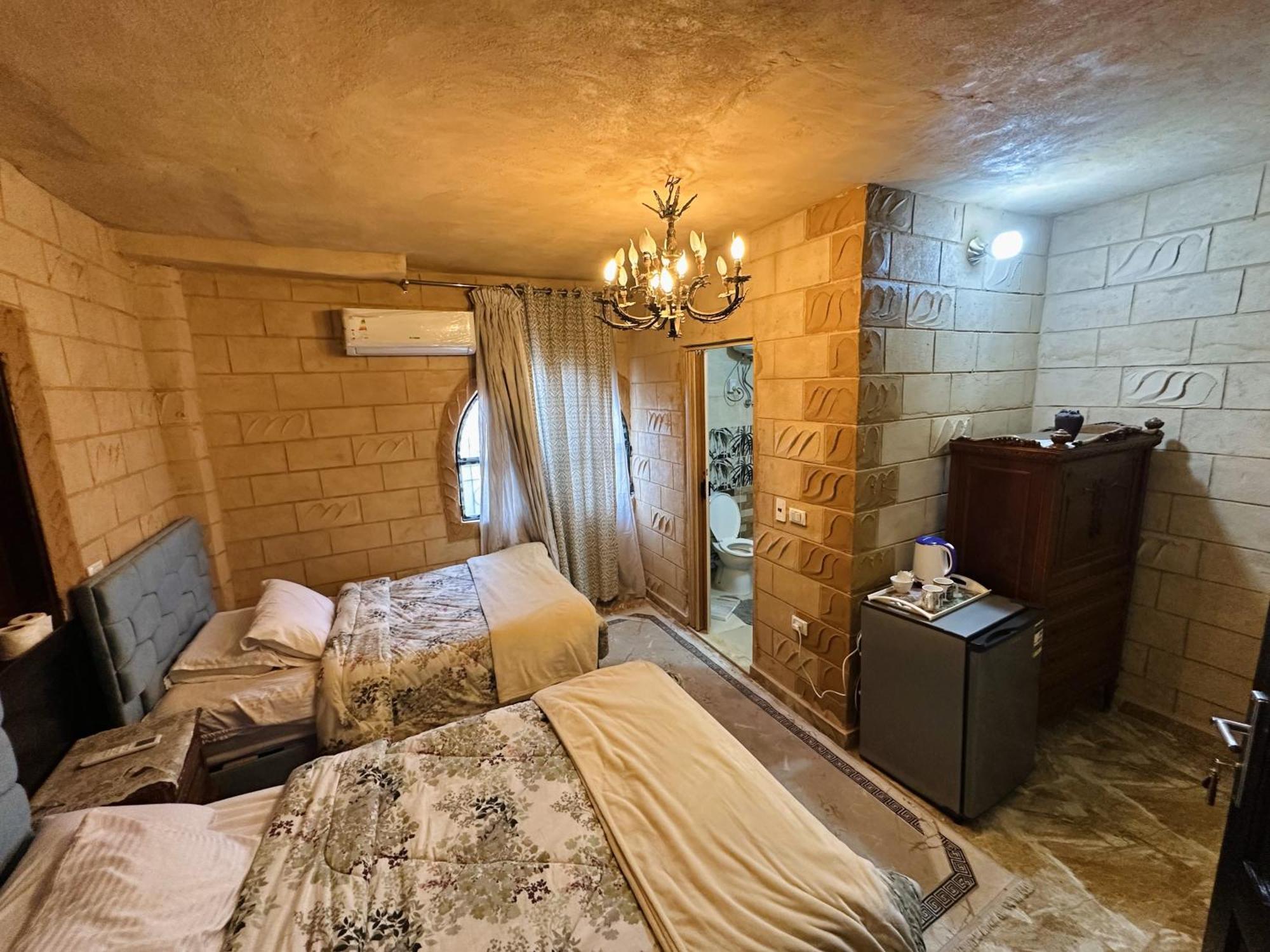Chez L'Ami Hotel Kafret el-Gabal Dış mekan fotoğraf